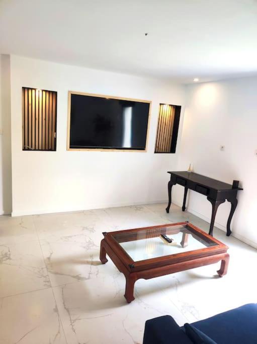 Appartement Moderne Proche Paris, Aeroport Et Disneyland Le Perreux-Sur-Marne Eksteriør billede